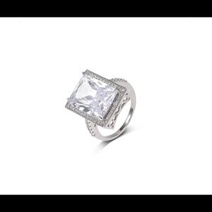 THE BOUJEE RING